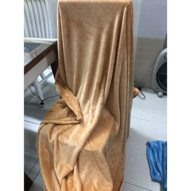 Chăn nỉ nhung 3 size 1m1x1m6,1mx1m4,1m6x2m - Nhẹ mềm, giá 69k giảm từ 85,560