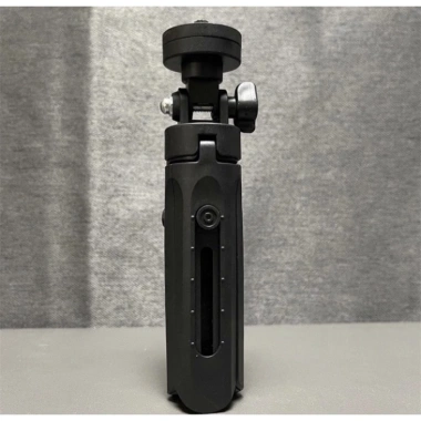 Chân tripod mini gọn nhẹ cho điện thoại, máy ảnh du lịch - Giá 39.000₫, giảm 3 Chân tripod mini gọn nhẹ cho điện thoại, máy ảnh du lịch - Giá 39.000₫, giảm 3