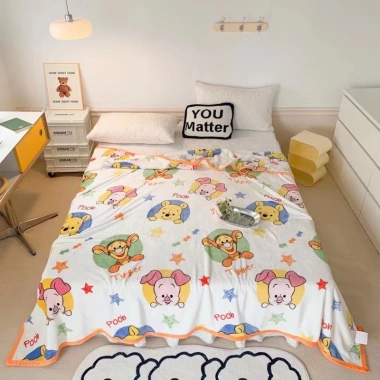 Chăn tuyết Disney 1 lớp mềm mịn 1m5x2m tiện đắp văn phòng, đi học, chỉ 200k
