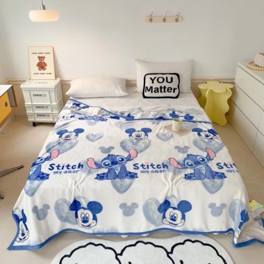 Chăn tuyết Disney 1 lớp mềm mịn 1m5x2m tiện đắp văn phòng, đi học, chỉ 200k