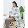 Chăn văn phòng áo choàng nỉ mềm mại, nhỏ gọn tiện dụng - Giá chỉ 89.000₫ 2