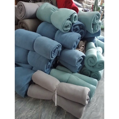 Chăn Văn Phòng Nỉ 2 Da Vải Nỉ Tuyết Mỏng 1m2x1m6 - Giá Ưu Đãi 74.000 VNĐ