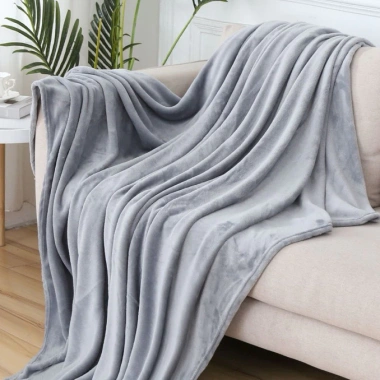 Chăn văn phòng và phòng ngủ mềm mại 4 mùa, giảm giá 99.000đ - Giá gốc 118.800đ tại Nhà Xinh Shop 7