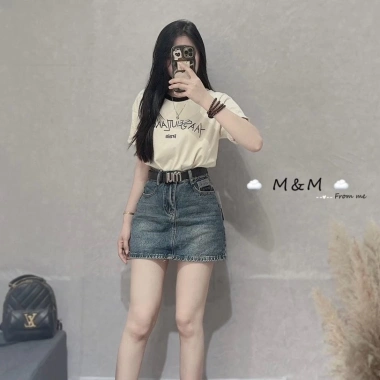 Chân Váy Bò Jeans Nữ Họa Tiết Túi, Lót Trong, Dáng Ngắn Tôn Dáng + Belt - Giá 342.000 (Giá Gốc 430.920)