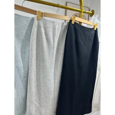 Chân váy bút chì Bảo Khánh Shop dài ngắn, dạ tiêu dày dặn, dễ mix đồ 189.000₫ 8 Chân váy bút chì Bảo Khánh Shop dài ngắn, dạ tiêu dày dặn, dễ mix đồ 189.000₫ 8