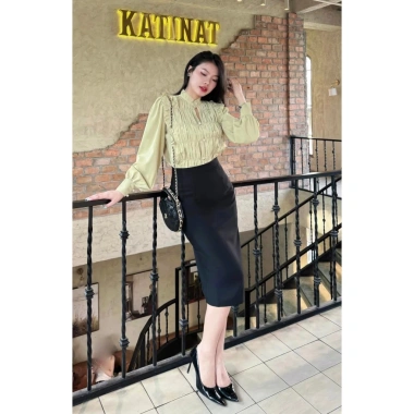 Chân váy bút chì công sở basic ôm body dài 2 lớp, lót xẻ sau, khóa kéo BC68 - Giá ưu đãi 195k