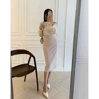 Chân váy bút chì công sở cạp liền chiết li eo siêu tôn dáng, vải mềm mịn co giãn nhẹ, có bigsize - Giá 169k