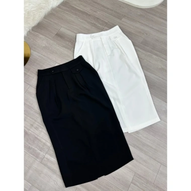 Chân váy bút chì công sở HINSTORE - bom cúc bọc chất tuyết mưa, giảm còn 178.000₫