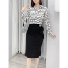 Chân váy bút chì công sở MQ Boutique, vải cao cấp, hai vạt chéo, khuy, 226.700₫ 2