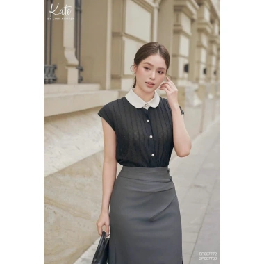 Chân váy bút chì Cv014 phối cúc bọc xẻ tà - Thanh lịch, giảm giá 155.000₫ 4 Chân váy bút chì Cv014 phối cúc bọc xẻ tà - Thanh lịch, giảm giá 155.000₫ 4