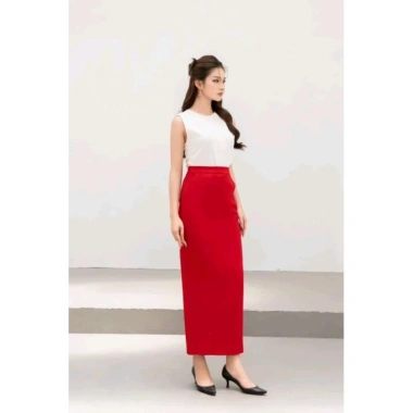 Chân váy bút chì dài 85-90cm xẻ sau, 2 túi trước - Giá ưu đãi 209.000₫ 2