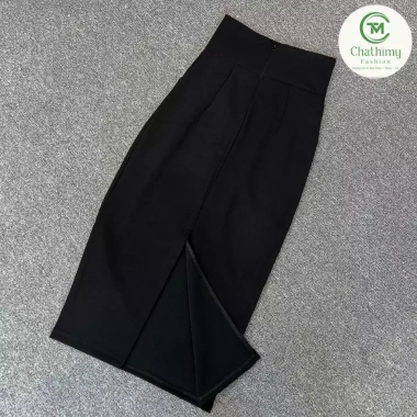 Chân váy bút chì dài xẻ tà cách điệu vải kate dày cạp cao tôn dáng giá 290k