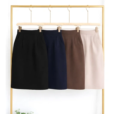 Chân Váy Bút Chì Dáng Xuông Ngắn Qua Gối 60cm OXATYL V761 – Giá 195k Giảm Sốc 2 Chân Váy Bút Chì Dáng Xuông Ngắn Qua Gối 60cm OXATYL V761 – Giá 195k Giảm Sốc 2