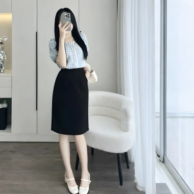 Chân Váy Bút Chì Dáng Xuông Ngắn Qua Gối 60cm OXATYL V761 – Giá 195k Giảm Sốc 10 Chân Váy Bút Chì Dáng Xuông Ngắn Qua Gối 60cm OXATYL V761 – Giá 195k Giảm Sốc 10