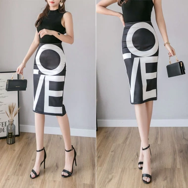 Chân Váy Bút Chì Lưng Cao Họa Tiết Hoa Thanh Lịch - Giá Ưu Đãi 213.840₫