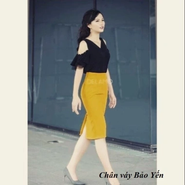 Chân váy bút chì màu vàng xẻ sau công sở, size sẵn M55 - Giá chỉ 175.000₫ 2 Chân váy bút chì màu vàng xẻ sau công sở, size sẵn M55 - Giá chỉ 175.000₫ 2