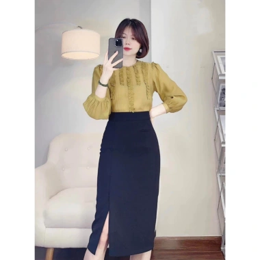 Chân Váy Bút Chì Sẻ Trước 2 Lớp Túi Cơi Thiết Kế Độc Đáo Giá 160.000 VNĐ