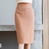 Chân váy bút chì sọc trước đáp tà, vạt thảo chéo đính cúc - Giá chỉ 165k