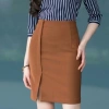 Chân váy bút chì xẻ tà trước đáp tà dáng ngắn - Giá 148.500₫, giảm mạnh
