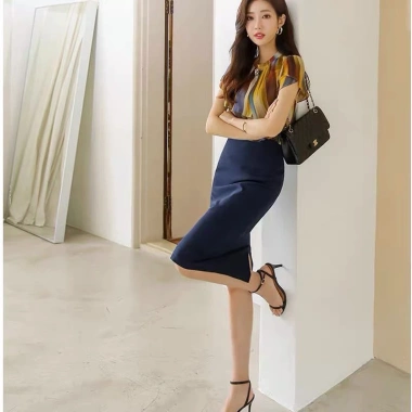 Chân Váy Công Sở Bút Chì Dáng Dài Gối Cao Cấp Xẻ Sau 2 Lớp 68cm Susuclothing Giá 197.500 VND