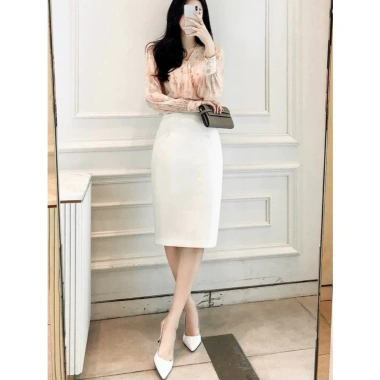 Chân Váy Công Sở Dáng Bút Chì Bigsize – Dài Qua Gối Lưng, Xẻ Tà Sau, Thanh Lịch 175k 2 Chân Váy Công Sở Dáng Bút Chì Bigsize – Dài Qua Gối Lưng, Xẻ Tà Sau, Thanh Lịch 175k 2