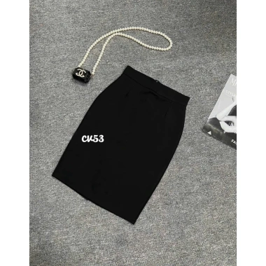 Chân Váy Công Sở Dáng Bút Chì Có Túi Ngắn Ôm Body Dài 53cm Giá 149.500đ
