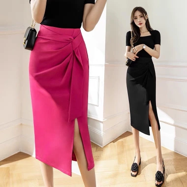 Chân váy công sở SuSu xẻ trước dáng bút chì, phối nơ sang chảnh - giảm giá 180.900 đồng 4 Chân váy công sở SuSu xẻ trước dáng bút chì, phối nơ sang chảnh - giảm giá 180.900 đồng 4