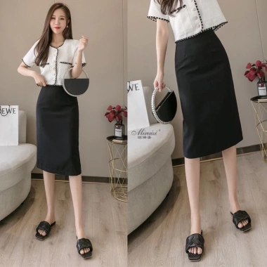 Chân váy dài công sở BIG SIZE C109 xẻ sau - Giá giảm 150k, chất liệu thoáng mát 2 Chân váy dài công sở BIG SIZE C109 xẻ sau - Giá giảm 150k, chất liệu thoáng mát 2