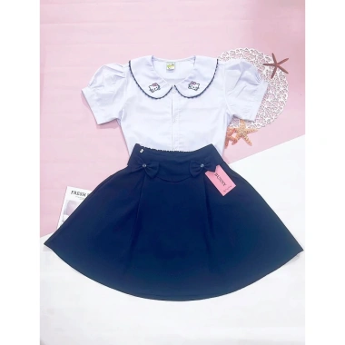 Chân váy học sinh bé gái cấp 1-2 cotton lụa mềm, kèm quần bảo hộ, giá 84.590₫ 2 Chân váy học sinh bé gái cấp 1-2 cotton lụa mềm, kèm quần bảo hộ, giá 84.590₫ 2