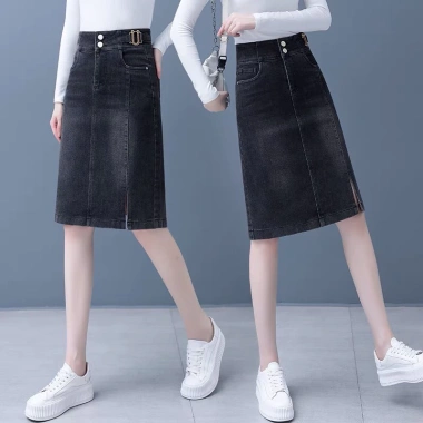 Chân váy jean phong cách Hàn Quốc chất đẹp, chỉ 199.000 VND giảm từ 244.770 VND