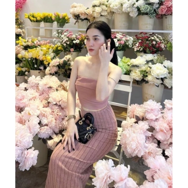 Chân váy len giấy dáng bút chì nhiều màu - Siêu mềm, thoáng mát, giảm giá 159k