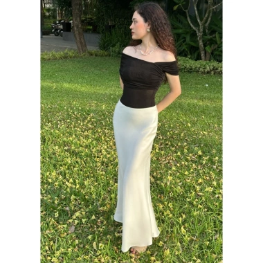 Chân Váy Lụa Mio Lady Cạp Ngang Rốn Dáng Dài Đuôi Cá Nhẹ Hai Lớp - Giá 329k