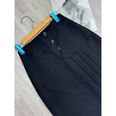 Chân váy Susuclothing công sở dài qua gối xếp li đính cúc, tà siêu che bụng, mp68cm Giá 177.700 VND