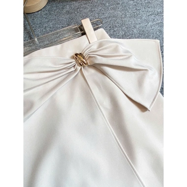 Chân váy vạt nơ lệch lịch sự - đi làm & tiệc công sở, phối áo sơ mi - U.Chic 260k 7 Chân váy vạt nơ lệch lịch sự - đi làm & tiệc công sở, phối áo sơ mi - U.Chic 260k 7