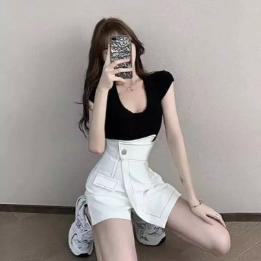 Chân váy viền quảng châu lệng tà xinh xắn - Giá ưu đãi 90.000đ, trẻ trung