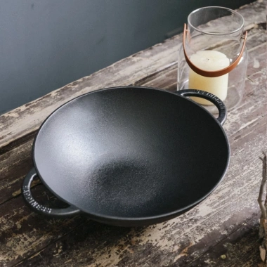 Chảo gang sâu lòng 30cm đúc nguyên khối chống dính tự nhiên dùng mọi bếp và nắp kính - Giá 660.000 VND 3