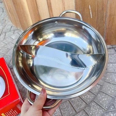Chảo lẩu inox 2 ngăn 28cm chính hãng, chống gỉ, đa năng, tiện dụng - Giá 125k