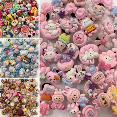 Charm Gắn Dép Sticker Mini Cute Nhiều Mẫu Ngẫu Nhiên Phụ Kiện Trang Trí Giá 25.000 VNĐ 12 Charm Gắn Dép Sticker Mini Cute Nhiều Mẫu Ngẫu Nhiên Phụ Kiện Trang Trí Giá 25.000 VNĐ 12
