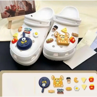 Charm Gắn Dép Sticker Mini Cute Nhiều Mẫu Ngẫu Nhiên Phụ Kiện Trang Trí Giá 25.000 VNĐ 19 Charm Gắn Dép Sticker Mini Cute Nhiều Mẫu Ngẫu Nhiên Phụ Kiện Trang Trí Giá 25.000 VNĐ 19