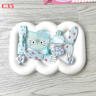 Charm Gắn Dép Sticker Mini Cute Nhiều Mẫu Ngẫu Nhiên Phụ Kiện Trang Trí Giá 25.000 VNĐ 64 Charm Gắn Dép Sticker Mini Cute Nhiều Mẫu Ngẫu Nhiên Phụ Kiện Trang Trí Giá 25.000 VNĐ 64