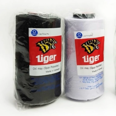 Chỉ may TIGER cuộn lớn 4.000m 2 màu trắng đen – Giá chỉ 80.000đ