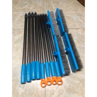 Chổi Sắt Chà Rêu Cán Dài 120cm, Kích Thước 20-30cm, Sợi Xoắn Inox - Vệ Sinh Sân Vườn, Giá Ưu Đãi 129.000 VND 6 Chổi Sắt Chà Rêu Cán Dài 120cm, Kích Thước 20-30cm, Sợi Xoắn Inox - Vệ Sinh Sân Vườn, Giá Ưu Đãi 129.000 VND 6
