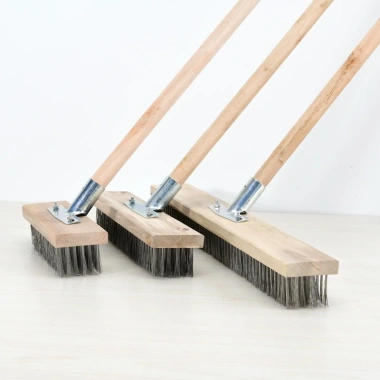 Chổi sắt chà rong rêu, có tay cầm - Vệ sinh sân vườn, bể bơi, Giá 50.000đ 3 Chổi sắt chà rong rêu, có tay cầm - Vệ sinh sân vườn, bể bơi, Giá 50.000đ 3