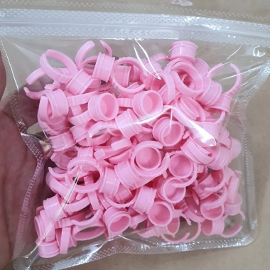 Chum nhẫn không nắp nhựa cứng đeo tay, đựng mực xăm, keo nối mi nail cho thợ spa