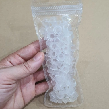 Chum nhựa to và nhỏ đựng mực xăm, keo gắn móng, nối mi, đế mica - Giá 10.000 VND 6
