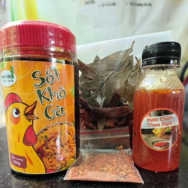 Cô Ba Food Sốt Khô Gà Tê Cay Tứ Xuyên - Hương Vị Nồng Nàn, Giảm Giá 99.000₫