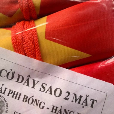 Cờ Dây Treo Sao Đảng Vải Lụa Dày Đỏ Tươi, Sao Vàng - Trang Trí Sự Kiện, Hội Trường, Lễ Tết 450k