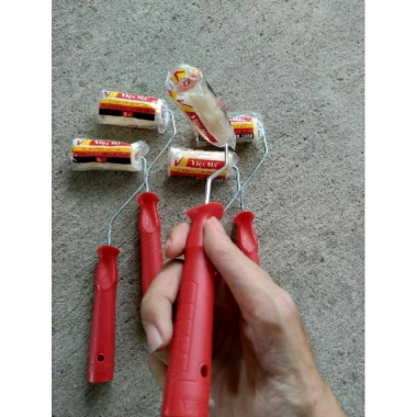 Cọ lăn sơn thùng xốp nuôi cá – Độ bám mạnh, nhẹ, giá chỉ 13.000đ, giảm từ 16.640đ 4 Cọ lăn sơn thùng xốp nuôi cá – Độ bám mạnh, nhẹ, giá chỉ 13.000đ, giảm từ 16.640đ 4