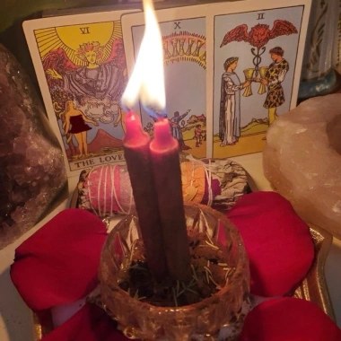 (Có Tặng Quà) Nến Cây Đèn Cầy Đỏ Love Spell - Thu Hút Tình Yêu, Đam Mê, Nến Ritual Witchcraft Giá Ưu Đãi 25.778₫ 2