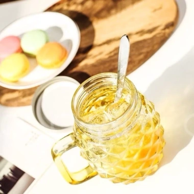 Cốc thủy tinh 500ml quai hình quả dứa dày dặn, kèm nắp nhôm - Thiết kế độc đáo, giá ưu đãi 19.500đ